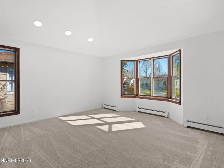 995 Bates, Reno, Nevada 89502, 2 Bedrooms Bedrooms, ,2 BathroomsBathrooms,Residential,Residential,Bates,260004139