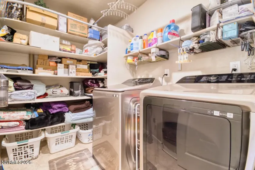 8957 Buffalo Grove, Reno, Nevada 89506, 4 Bedrooms Bedrooms, ,3 BathroomsBathrooms,Residential,Residential,Buffalo Grove,260004140