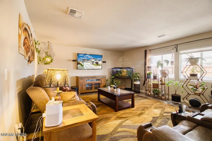 8957 Buffalo Grove, Reno, Nevada 89506, 4 Bedrooms Bedrooms, ,3 BathroomsBathrooms,Residential,Residential,Buffalo Grove,260004140