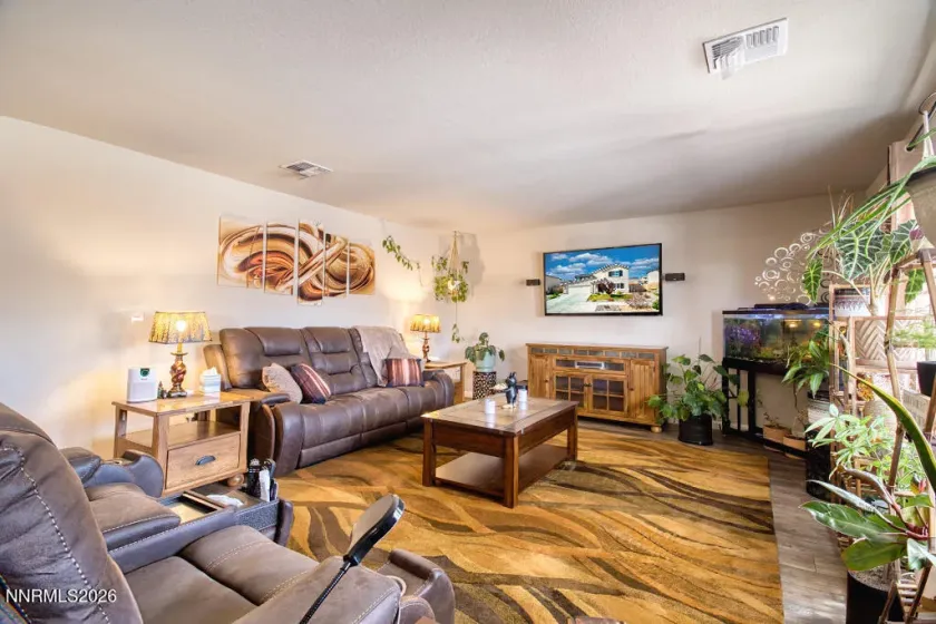 8957 Buffalo Grove, Reno, Nevada 89506, 4 Bedrooms Bedrooms, ,3 BathroomsBathrooms,Residential,Residential,Buffalo Grove,260004140