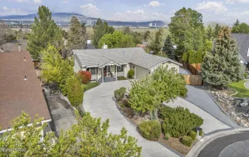 5445 Scarsdale, Reno, Nevada 89502, 4 Bedrooms Bedrooms, ,3 BathroomsBathrooms,Residential,Residential,Scarsdale,260004142