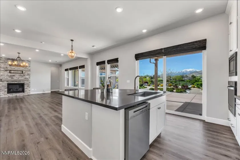 14239 Silver Moon, Reno, Nevada 89521, 4 Bedrooms Bedrooms, ,3 BathroomsBathrooms,Residential,Residential,Silver Moon,260004143