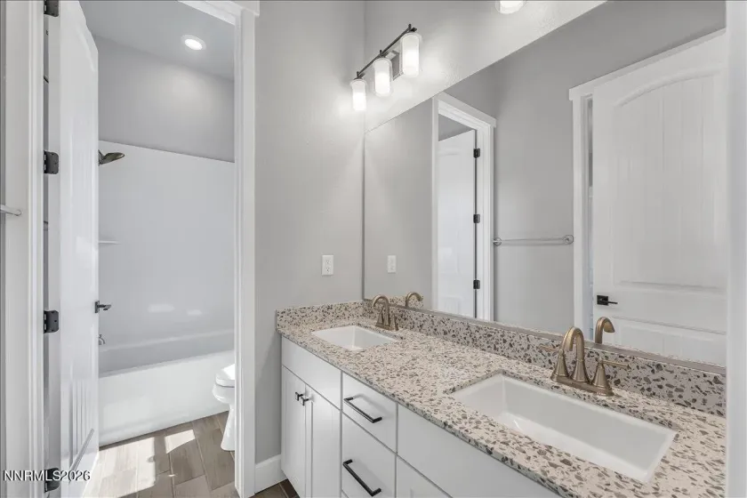 14239 Silver Moon, Reno, Nevada 89521, 4 Bedrooms Bedrooms, ,3 BathroomsBathrooms,Residential,Residential,Silver Moon,260004143