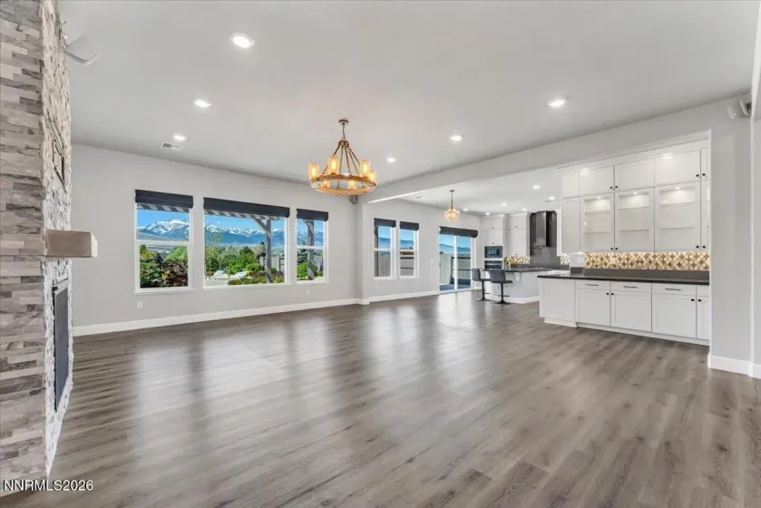 14239 Silver Moon, Reno, Nevada 89521, 4 Bedrooms Bedrooms, ,3 BathroomsBathrooms,Residential,Residential,Silver Moon,260004143