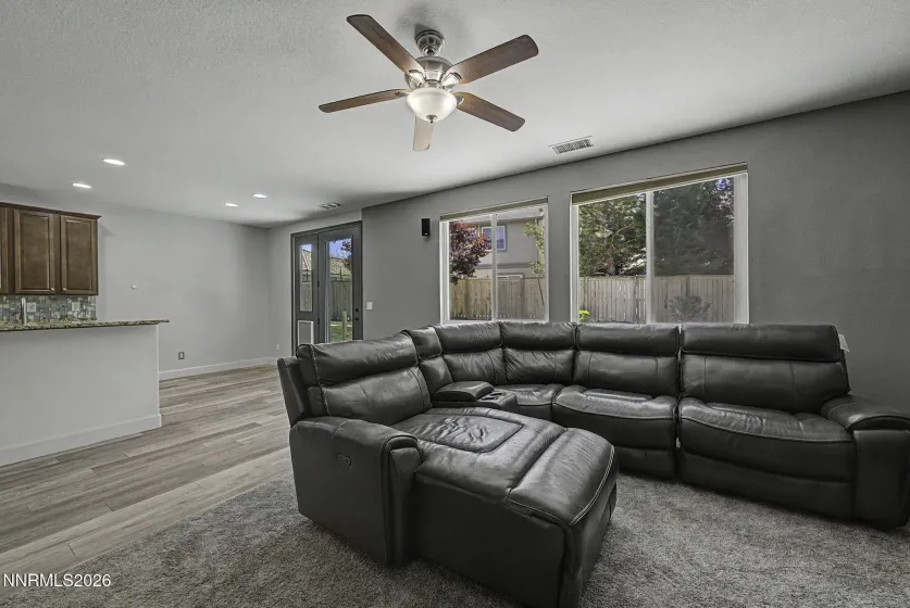 10891 Pebble Hill, Reno, Nevada 89521, 4 Bedrooms Bedrooms, ,3 BathroomsBathrooms,Residential,Residential,Pebble Hill,260004145