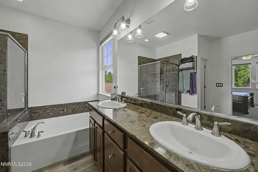 10891 Pebble Hill, Reno, Nevada 89521, 4 Bedrooms Bedrooms, ,3 BathroomsBathrooms,Residential,Residential,Pebble Hill,260004145