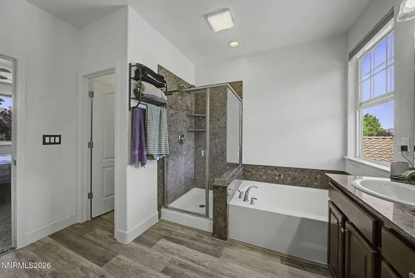 10891 Pebble Hill, Reno, Nevada 89521, 4 Bedrooms Bedrooms, ,3 BathroomsBathrooms,Residential,Residential,Pebble Hill,260004145