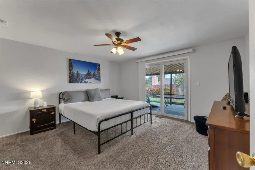 560 Peter, Reno, Nevada 89503, 4 Bedrooms Bedrooms, ,2 BathroomsBathrooms,Residential,Residential,Peter,260004146