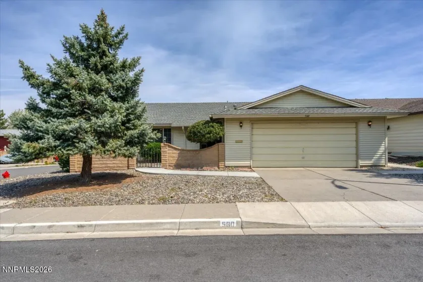 560 Peter, Reno, Nevada 89503, 4 Bedrooms Bedrooms, ,2 BathroomsBathrooms,Residential,Residential,Peter,260004146