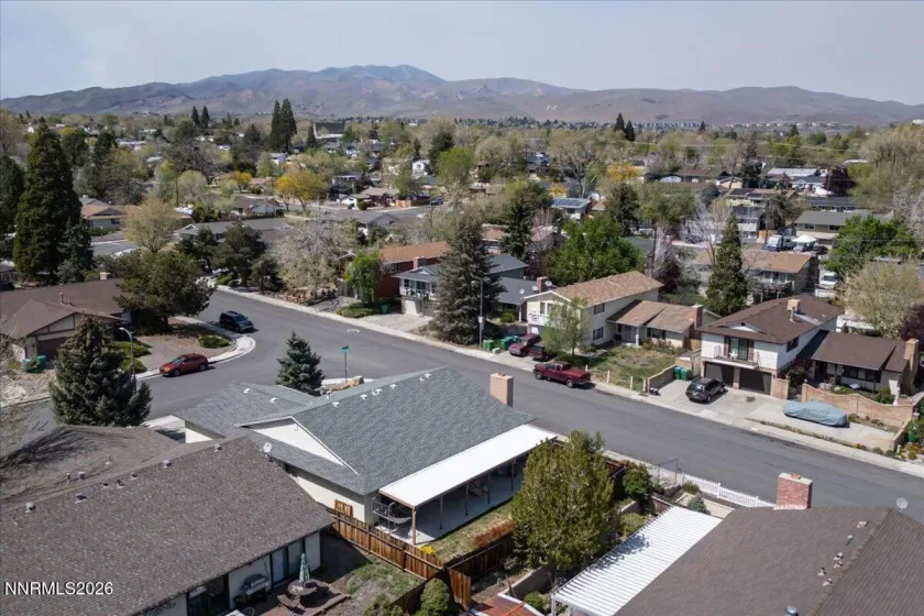 560 Peter, Reno, Nevada 89503, 4 Bedrooms Bedrooms, ,2 BathroomsBathrooms,Residential,Residential,Peter,260004146