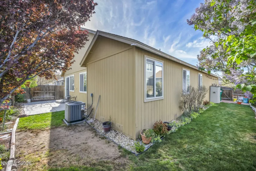 1374 Mountain Rose, Fernley, Nevada 89408, 3 Bedrooms Bedrooms, ,2 BathroomsBathrooms,Residential,Residential,Mountain Rose,260004148