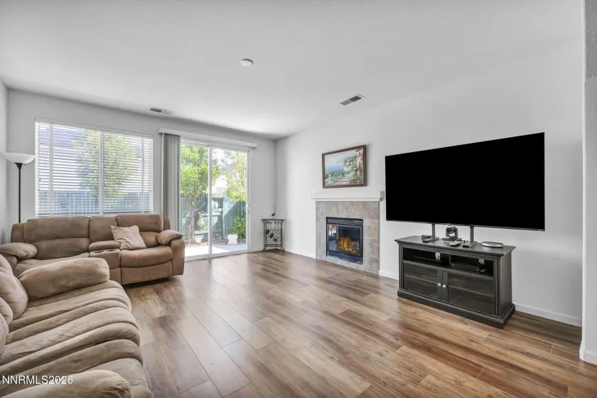 1374 Mountain Rose, Fernley, Nevada 89408, 3 Bedrooms Bedrooms, ,2 BathroomsBathrooms,Residential,Residential,Mountain Rose,260004148