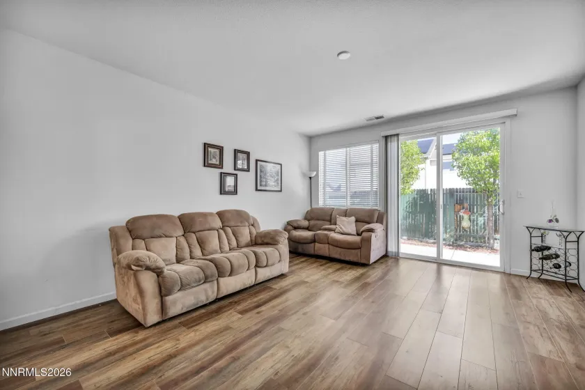 1374 Mountain Rose, Fernley, Nevada 89408, 3 Bedrooms Bedrooms, ,2 BathroomsBathrooms,Residential,Residential,Mountain Rose,260004148