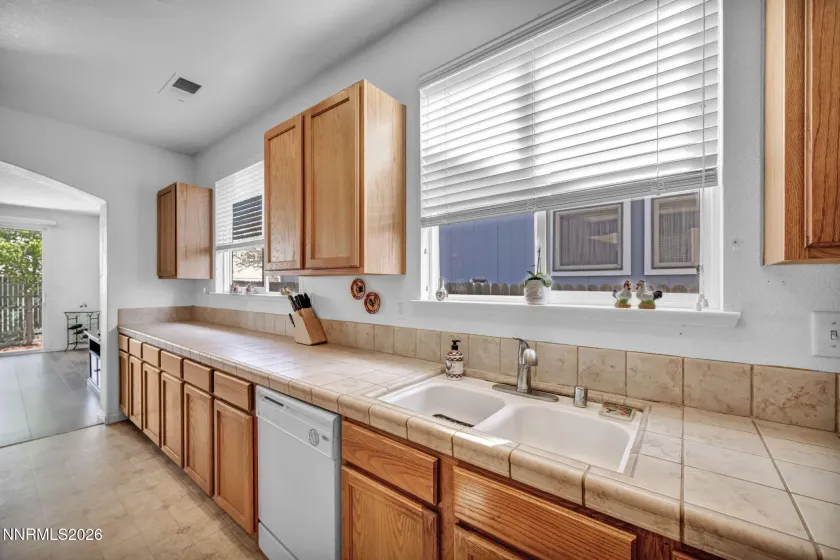 1374 Mountain Rose, Fernley, Nevada 89408, 3 Bedrooms Bedrooms, ,2 BathroomsBathrooms,Residential,Residential,Mountain Rose,260004148