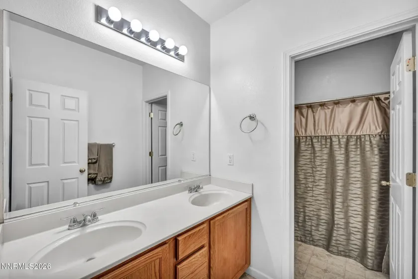 1374 Mountain Rose, Fernley, Nevada 89408, 3 Bedrooms Bedrooms, ,2 BathroomsBathrooms,Residential,Residential,Mountain Rose,260004148