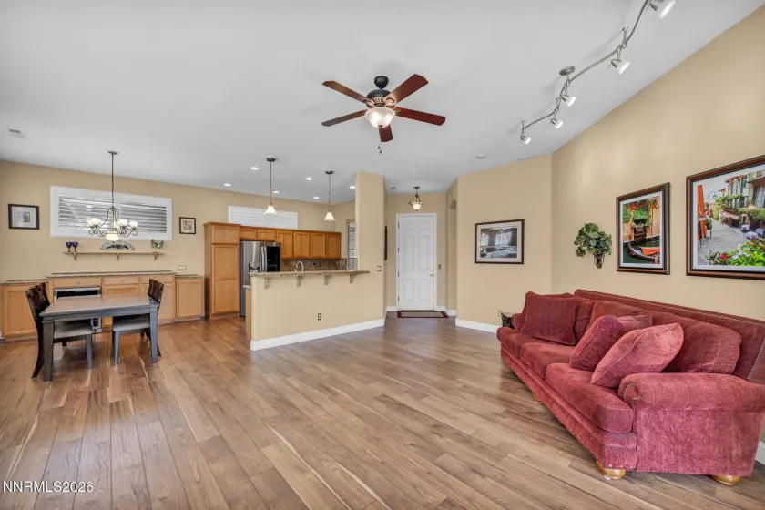 1115 Bandtail, Carson City, Nevada 89701, 2 Bedrooms Bedrooms, ,2 BathroomsBathrooms,Residential,Residential,Bandtail,260004149