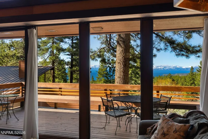 725 Fairview, Incline Village, Nevada 89451, 3 Bedrooms Bedrooms, ,2 BathroomsBathrooms,Residential,Residential,Fairview,260004151