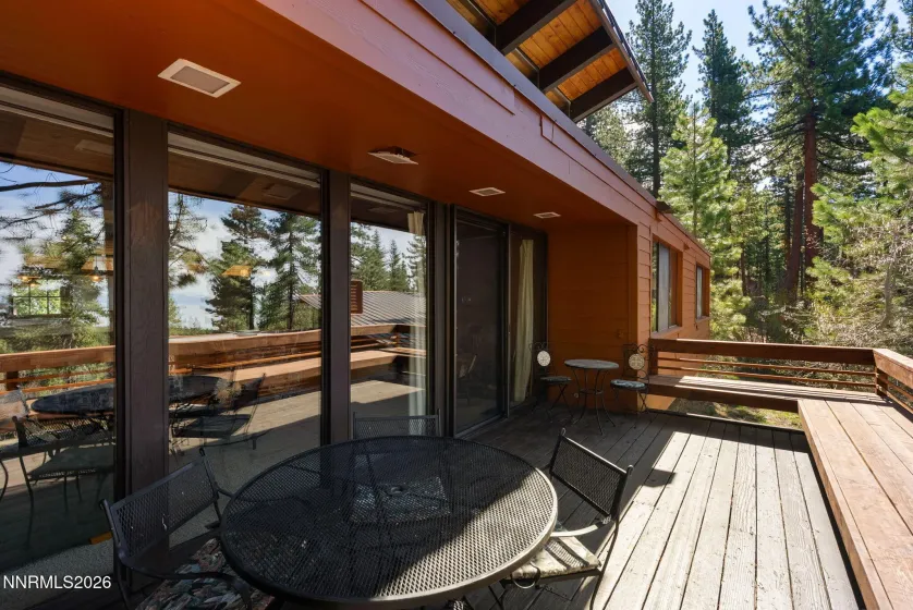 725 Fairview, Incline Village, Nevada 89451, 3 Bedrooms Bedrooms, ,2 BathroomsBathrooms,Residential,Residential,Fairview,260004151