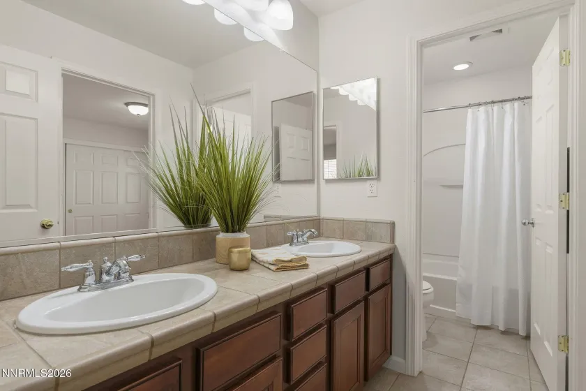 3963 Antinori, Sparks, Nevada 89436, 3 Bedrooms Bedrooms, ,3 BathroomsBathrooms,Residential,Residential,Antinori,260004152