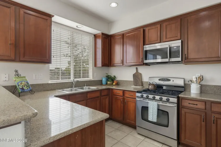 3963 Antinori, Sparks, Nevada 89436, 3 Bedrooms Bedrooms, ,3 BathroomsBathrooms,Residential,Residential,Antinori,260004152