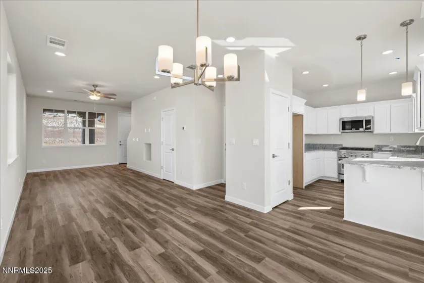 1160 Arrastra, Reno, Nevada 89512, 3 Bedrooms Bedrooms, ,3 BathroomsBathrooms,Residential,Residential,Arrastra,260004153