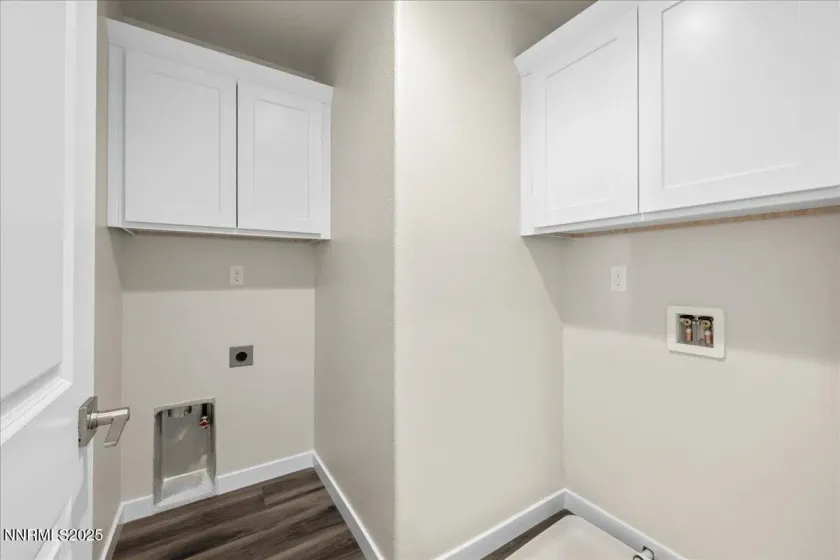 1160 Arrastra, Reno, Nevada 89512, 3 Bedrooms Bedrooms, ,3 BathroomsBathrooms,Residential,Residential,Arrastra,260004153