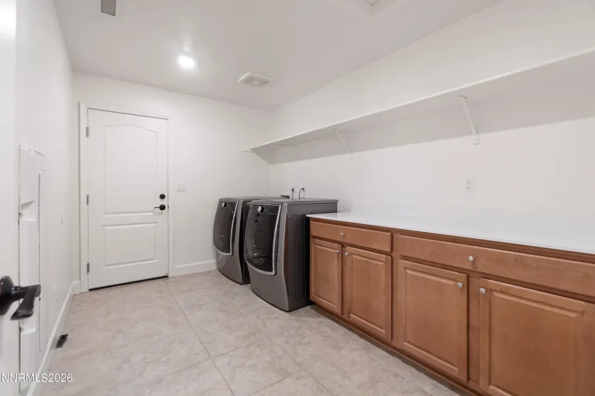 1390 Tule Peak, Carson City, Nevada 89701, 4 Bedrooms Bedrooms, ,3 BathroomsBathrooms,Residential,Residential,Tule Peak,260004154