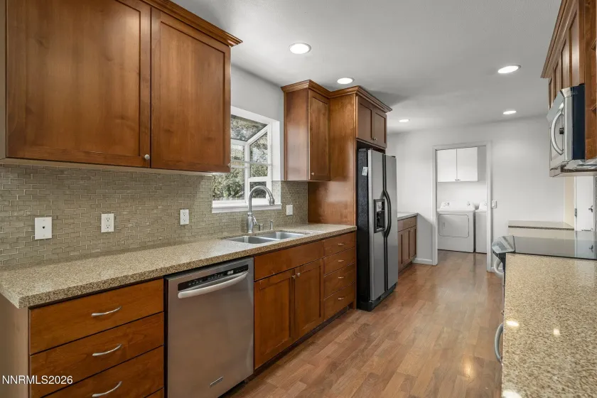 875 Montana, Reno, Nevada 89503, 3 Bedrooms Bedrooms, ,2 BathroomsBathrooms,Residential,Residential,Montana,260004157