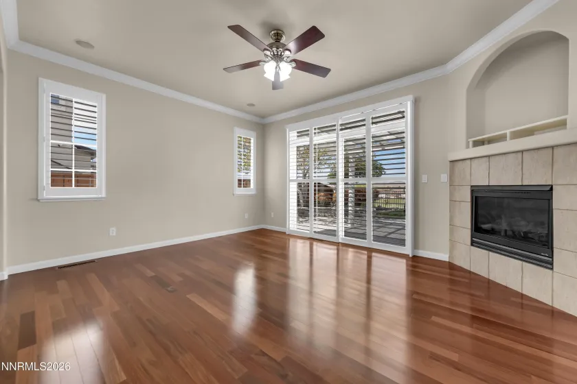 2555 Tuscan, Sparks, Nevada 89434, 3 Bedrooms Bedrooms, ,3 BathroomsBathrooms,Residential,Residential,Tuscan,260004156