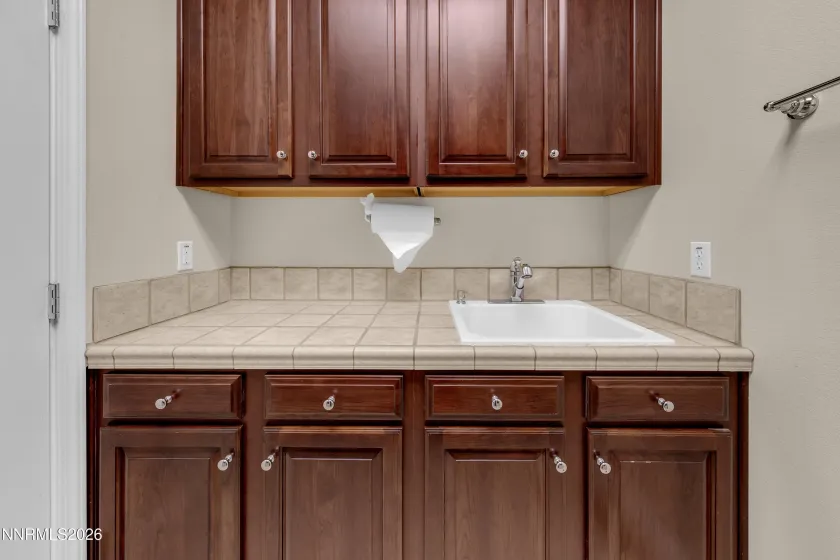 2555 Tuscan, Sparks, Nevada 89434, 3 Bedrooms Bedrooms, ,3 BathroomsBathrooms,Residential,Residential,Tuscan,260004156