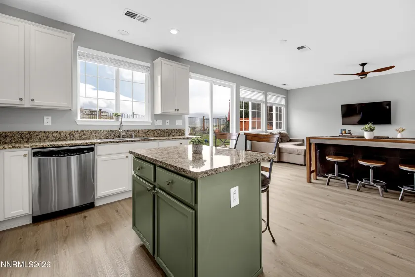 7310 Heritage Oaks, Reno, Nevada 89523, 3 Bedrooms Bedrooms, ,3 BathroomsBathrooms,Residential,Residential,Heritage Oaks,260004155