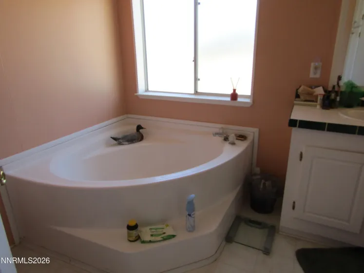 41 Bybee, Yerington, Nevada 89447, 3 Bedrooms Bedrooms, ,2 BathroomsBathrooms,Residential,Residential,Bybee,260004160