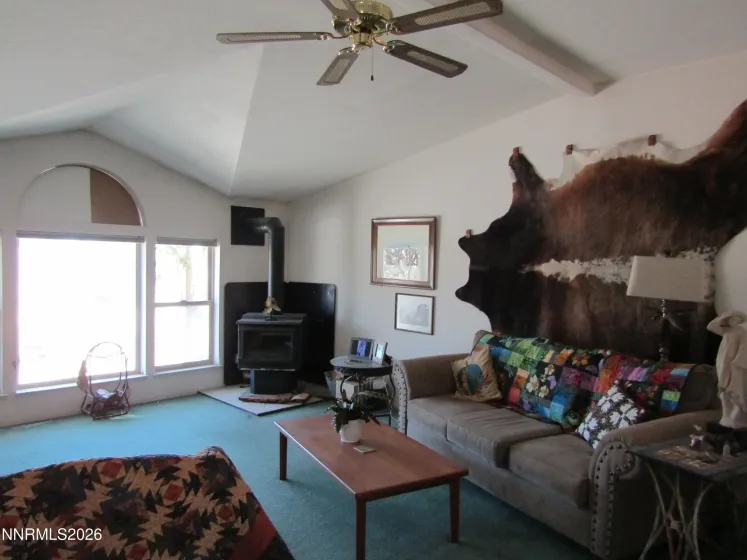 41 Bybee, Yerington, Nevada 89447, 3 Bedrooms Bedrooms, ,2 BathroomsBathrooms,Residential,Residential,Bybee,260004160