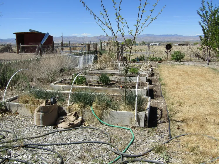 41 Bybee, Yerington, Nevada 89447, 3 Bedrooms Bedrooms, ,2 BathroomsBathrooms,Residential,Residential,Bybee,260004160