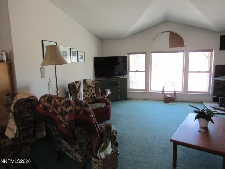 41 Bybee, Yerington, Nevada 89447, 3 Bedrooms Bedrooms, ,2 BathroomsBathrooms,Residential,Residential,Bybee,260004160