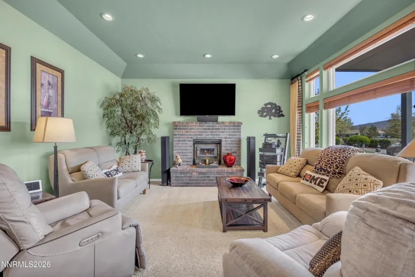 111 Augusta, Dayton, Nevada 89403, 4 Bedrooms Bedrooms, ,3 BathroomsBathrooms,Residential,Residential,Augusta,260004161