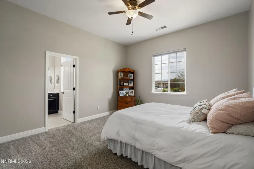 9910 Highball, Sparks, Nevada 89441, 5 Bedrooms Bedrooms, ,4 BathroomsBathrooms,Residential,Residential,Highball,260004162