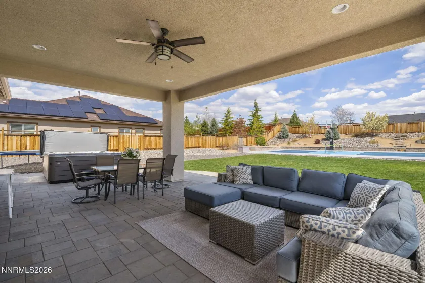 9910 Highball, Sparks, Nevada 89441, 5 Bedrooms Bedrooms, ,4 BathroomsBathrooms,Residential,Residential,Highball,260004162