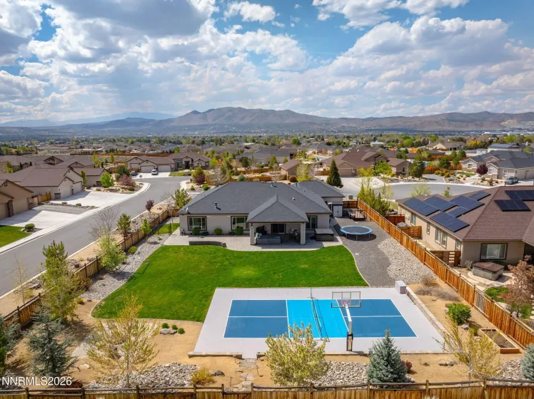 9910 Highball, Sparks, Nevada 89441, 5 Bedrooms Bedrooms, ,4 BathroomsBathrooms,Residential,Residential,Highball,260004162