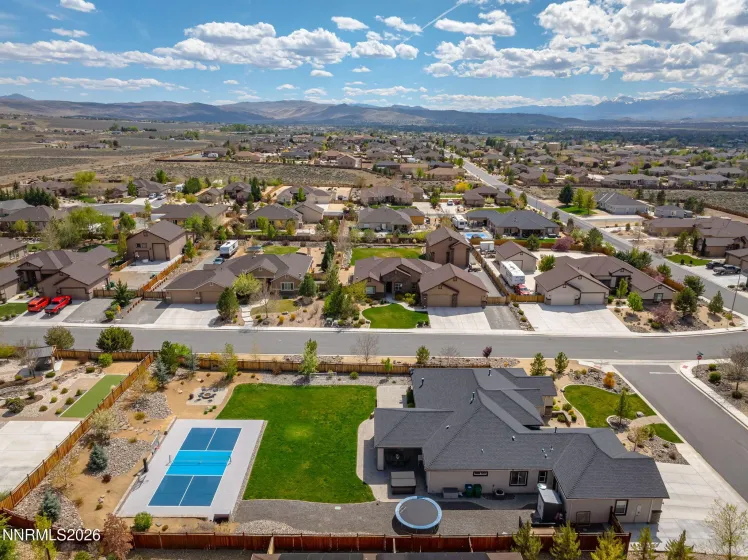 9910 Highball, Sparks, Nevada 89441, 5 Bedrooms Bedrooms, ,4 BathroomsBathrooms,Residential,Residential,Highball,260004162