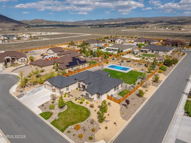 9910 Highball, Sparks, Nevada 89441, 5 Bedrooms Bedrooms, ,4 BathroomsBathrooms,Residential,Residential,Highball,260004162