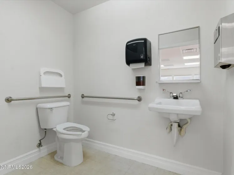 2225 Green Vista, Sparks, Nevada 89431, ,Commercial Sale,Residential,Green Vista,260004163