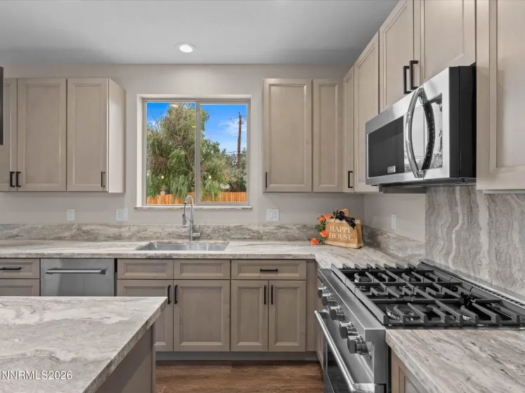 3638 Oakridge, Sparks, Nevada 89436, 4 Bedrooms Bedrooms, ,3 BathroomsBathrooms,Residential,Residential,Oakridge,0,260004166