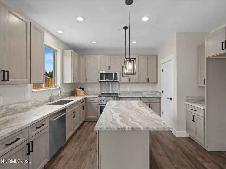 3638 Oakridge, Sparks, Nevada 89436, 4 Bedrooms Bedrooms, ,3 BathroomsBathrooms,Residential,Residential,Oakridge,0,260004166