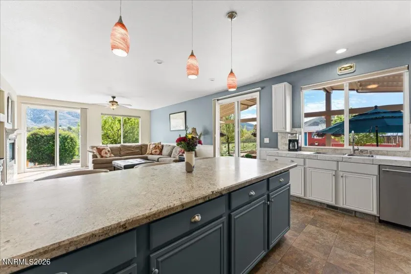 4930 Hidden Valley, Reno, Nevada 89502, 4 Bedrooms Bedrooms, ,2 BathroomsBathrooms,Residential,Residential,Hidden Valley,260004170