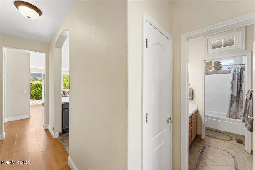 4930 Hidden Valley, Reno, Nevada 89502, 4 Bedrooms Bedrooms, ,2 BathroomsBathrooms,Residential,Residential,Hidden Valley,260004170