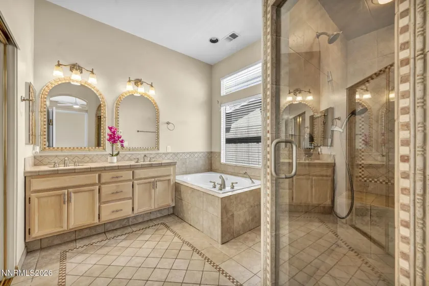 9390 Oakley, Reno, Nevada 89521, 3 Bedrooms Bedrooms, ,2 BathroomsBathrooms,Residential,Residential,Oakley,260004169