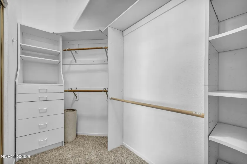 9390 Oakley, Reno, Nevada 89521, 3 Bedrooms Bedrooms, ,2 BathroomsBathrooms,Residential,Residential,Oakley,260004169