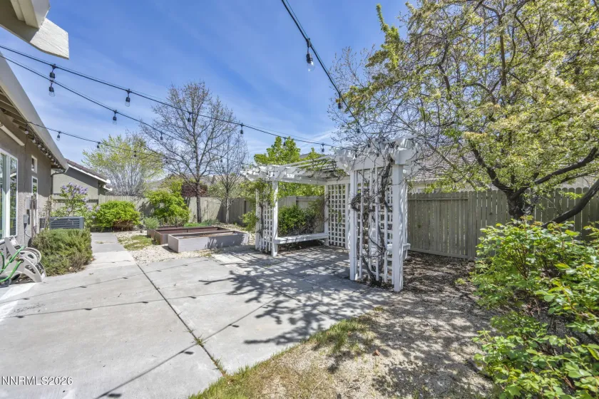 9390 Oakley, Reno, Nevada 89521, 3 Bedrooms Bedrooms, ,2 BathroomsBathrooms,Residential,Residential,Oakley,260004169