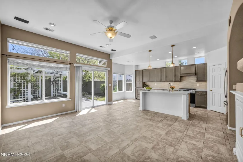 9390 Oakley, Reno, Nevada 89521, 3 Bedrooms Bedrooms, ,2 BathroomsBathrooms,Residential,Residential,Oakley,260004169